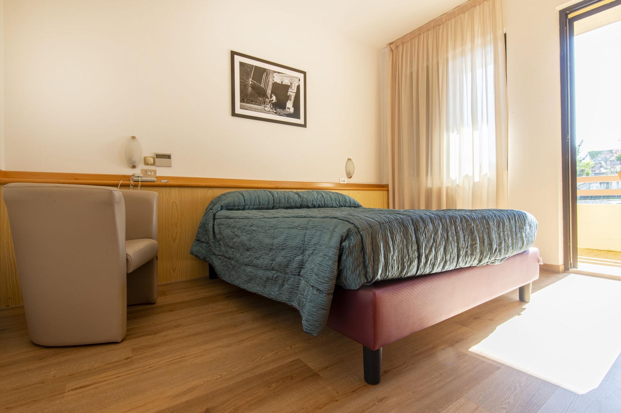 Hotel Pennile Ascoli Piceno Exterior photo