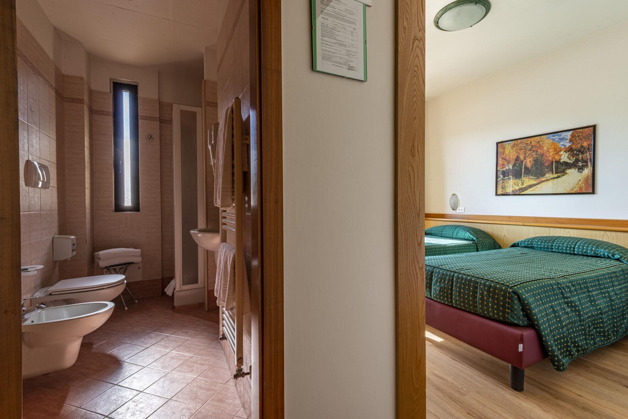 Hotel Pennile Ascoli Piceno Exterior photo