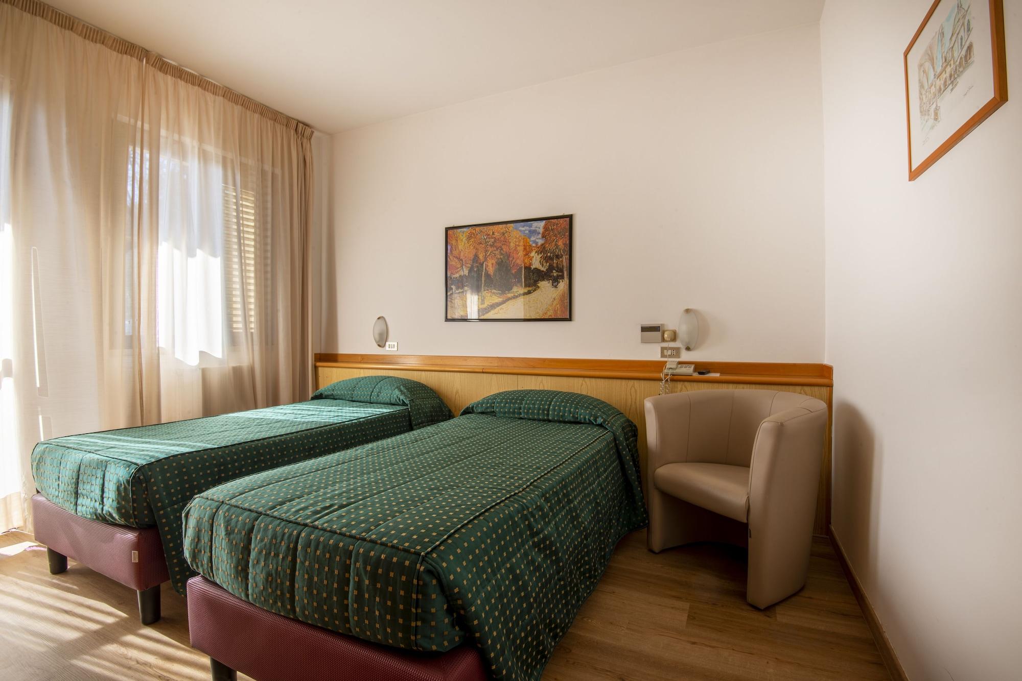 Hotel Pennile Ascoli Piceno Exterior photo